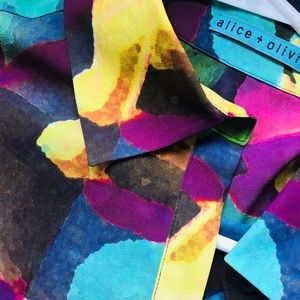 Alice + Olivia XS silk button down